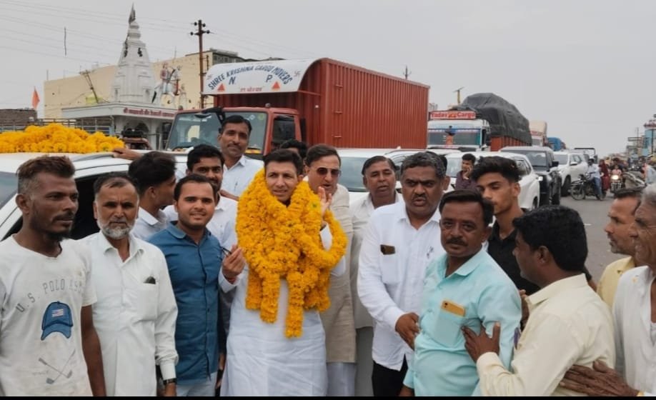 मध्य प्रदेश कांग्रेस कमेटी के अध्यक्ष जीतू पटवारी ने एक दिवसीय रतलाम दौरा किया।