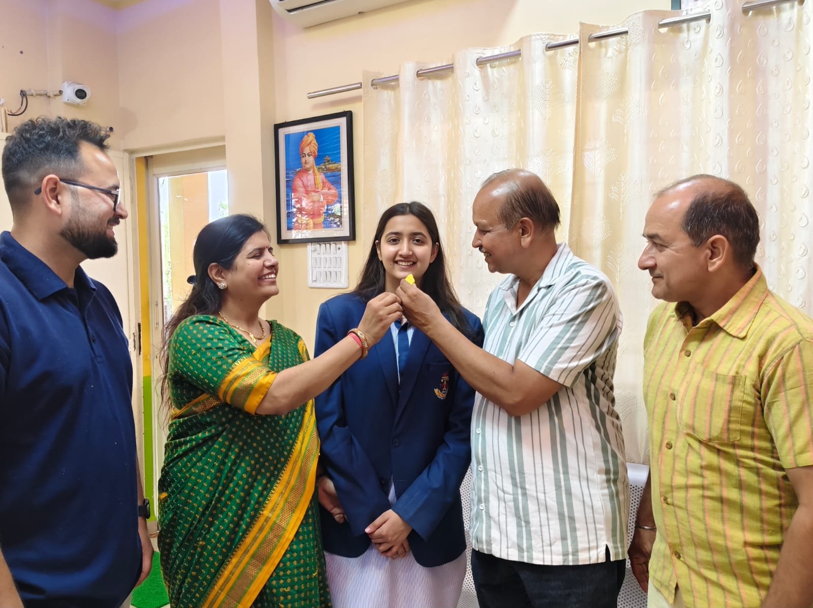 टैलेंट पब्लिक हायर सेकेंडरी स्कूल धार की छात्रा अदिति शर्मा पिता हितेंद्र शर्मा ने जिले का नाम क्या रोशन।