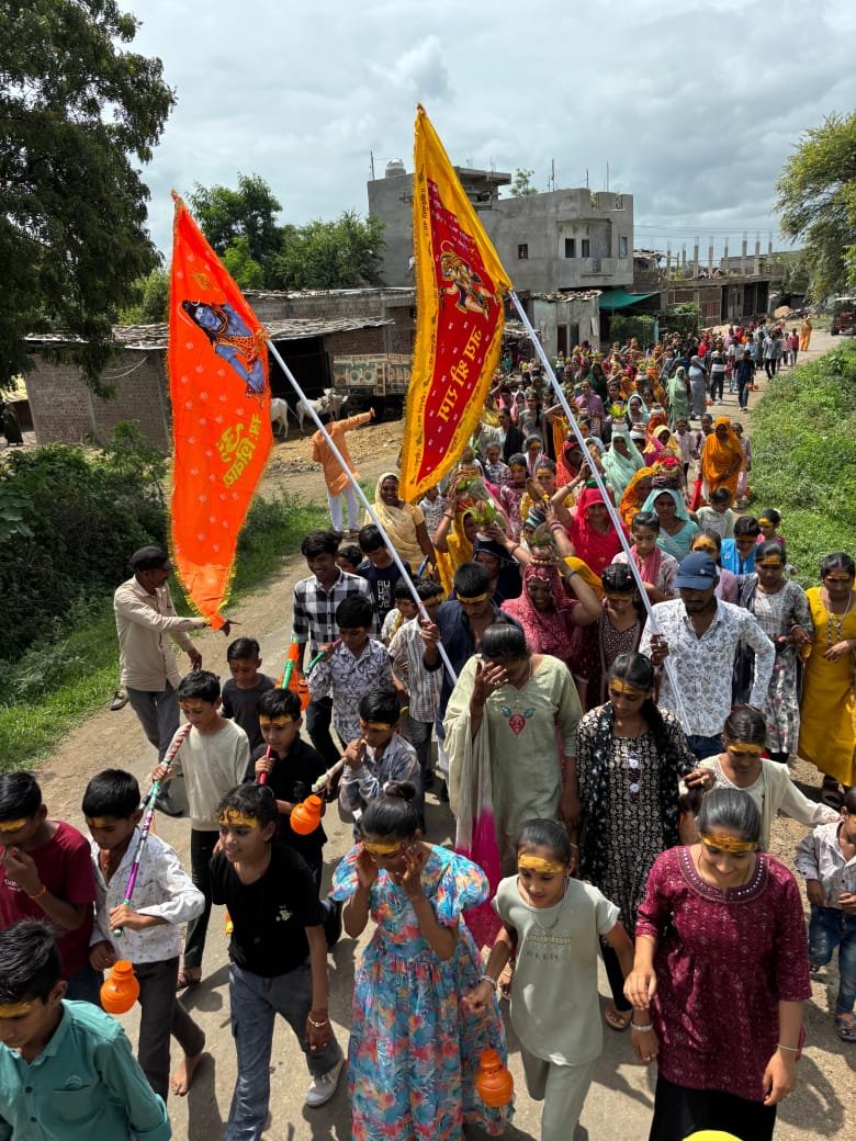 श्रृंगेश्वर धाम व झकनावदा मे सावन के पवित्र महीने में शिवालयों में उमड़ा भक्तों का जनसैलाब।
