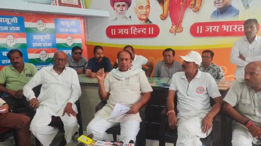 बदनावर विधायक भंवरसिंह शेखावत ने पत्रकार वार्ता में प्रदेश सरकार को किया कटघरे में खडा।