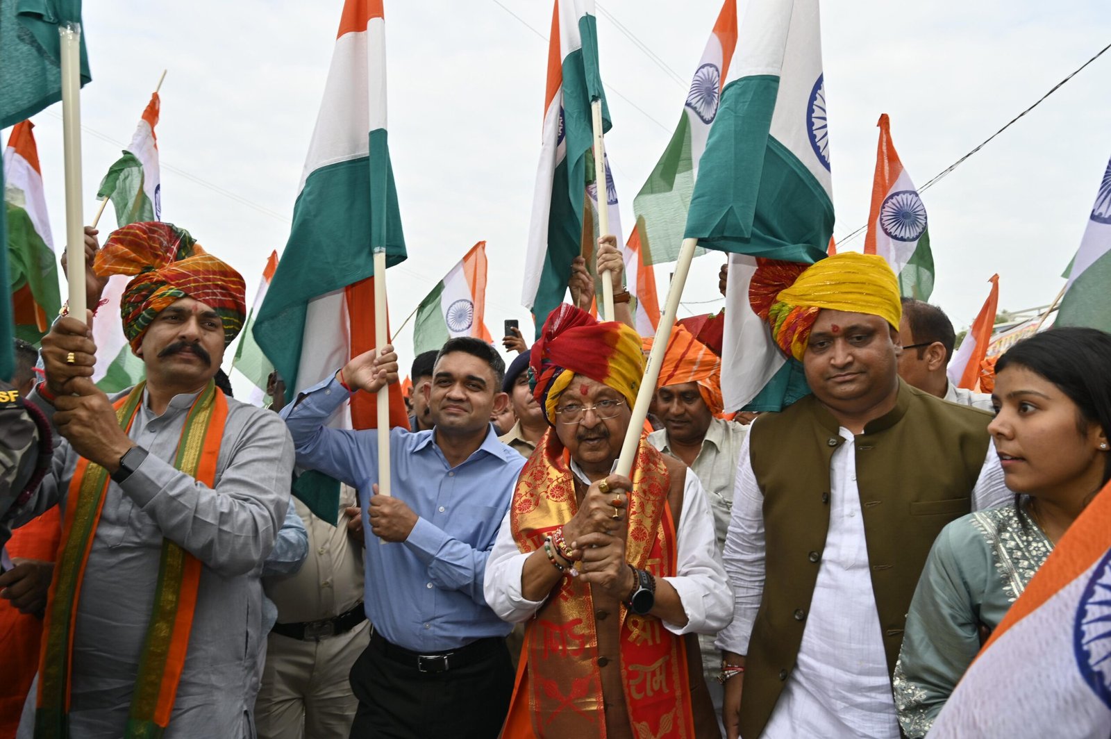 नेशन बुलेटिन धार। सरदारपुर को मिली विकास और स्वास्थ्य सेवाओं की सौगातें  50 बिस्तरीय सिविल अस्पताल का लोकार्पण, 18 ग्राम पंचायत भवनों का भूमि पूजन।