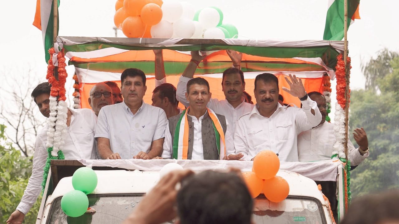नेशन बुलेटिन धार। ग्वालियर में आयोजित “वोट सत्याग्रह तिरंगा यात्रा” में मध्यप्रदेश के नेता प्रतिपक्ष श्री उमंग सिंघार ने सहभागिता की।
