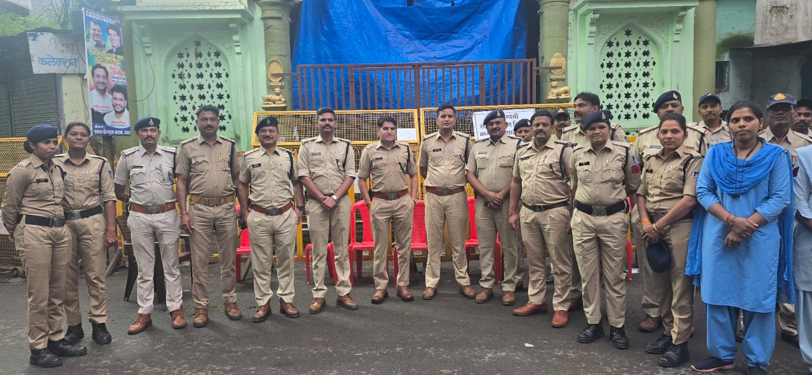 नेशन बुलेटिन धार।धार पुलिस द्वारा शहर में शांति एवं कानून-व्यवस्था बनाए रखने हेतु पर्याप्त पुलिस बल तैनात किया गया है।