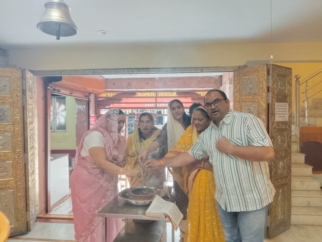 नेशन बुलेटिन धार। आहू में पर्यूषण के दौरान सुगंध दशमी पर्व हर्षौल्लास के साथ मनाया गया।