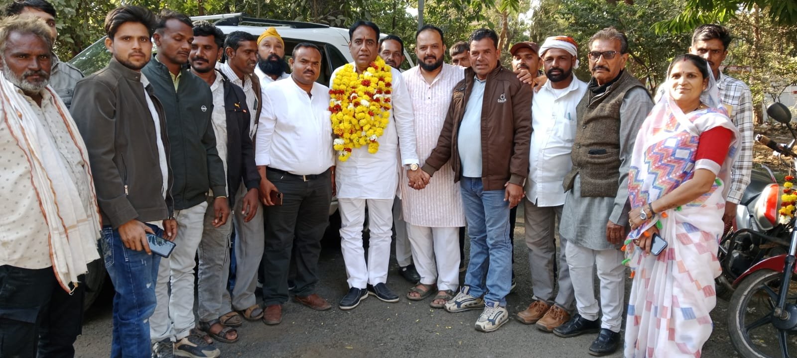 नेशन बुलेटिन धार। भाजपा के शासन न रोज़गार है न नौकरी है न मज़दूरी है चारों तरफ़ अराजकता एवं भ्रष्टाचार है जिलाध्यक्ष स्वतंत्र जोशी।