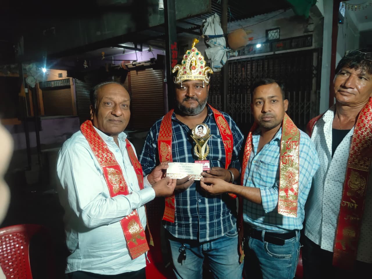 नेशन बुलेटिन धार। झकनावदा में रोमांचक केरम टूर्नामेंट का शानदार समापन, विजेताओं का हुआ सम्मान।