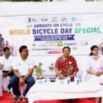 नेशन बुलेटिन धार।केंद्रीय मंत्री सावित्री ठाकुर ने दिखाई हरी झंडी, विश्व साइकिल दिवस पर निकली फिटनेस रैली।