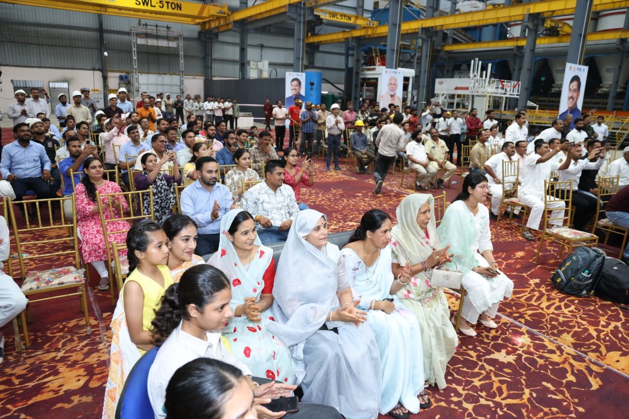 नेशन बुलेटिन धार।एटीएफसी आदित्य टेक्नो द्वारा रेलवे क्षेत्र से जुड़कर उच्च गुणवत्ता वाले उत्पादों का निर्माण किया जाना मध्यप्रदेश के लिए गौरव : मुख्यमंत्री डॉ. यादव