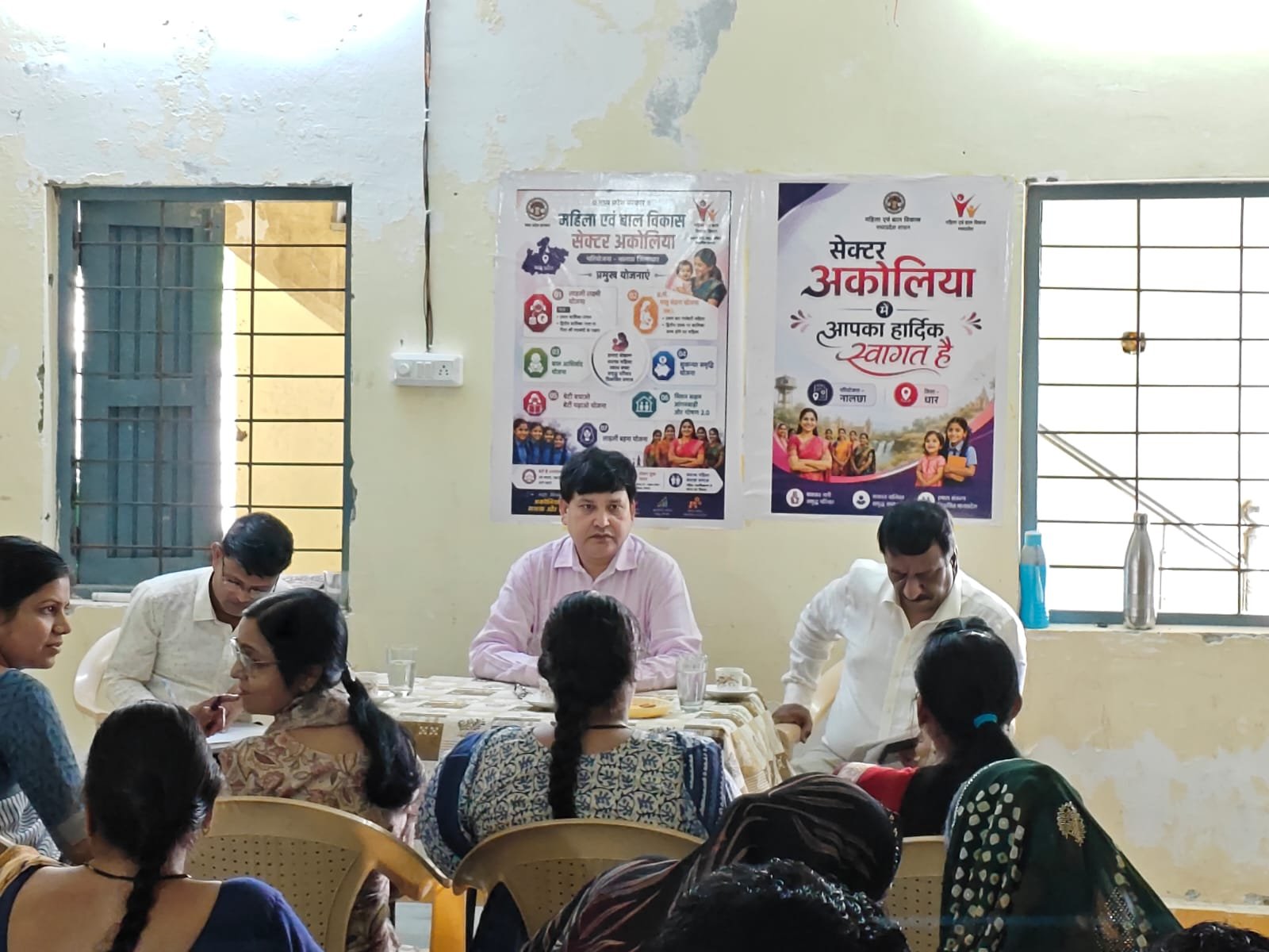 नेशन बुलेटिन धार।महिला एवं बाल विकास विभाग अधिकारी ने एकीकृत बाल विकास परियोजना नालछा के अंतर्गत पीथमपुर एवं मांडव के शहरी आजीविका समूहों की समीक्षा।