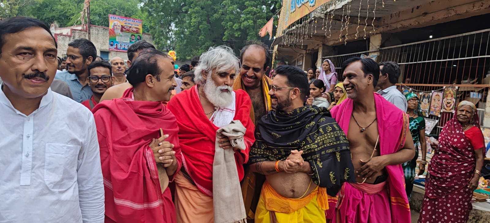 नेशन बुलेटिन धार।मनावर बालीपुर धाम में गुरु पूर्णिमा महोत्सव में हजारों भक्तों ने किया दर्शन, विशाल भंडारा आयोजित।