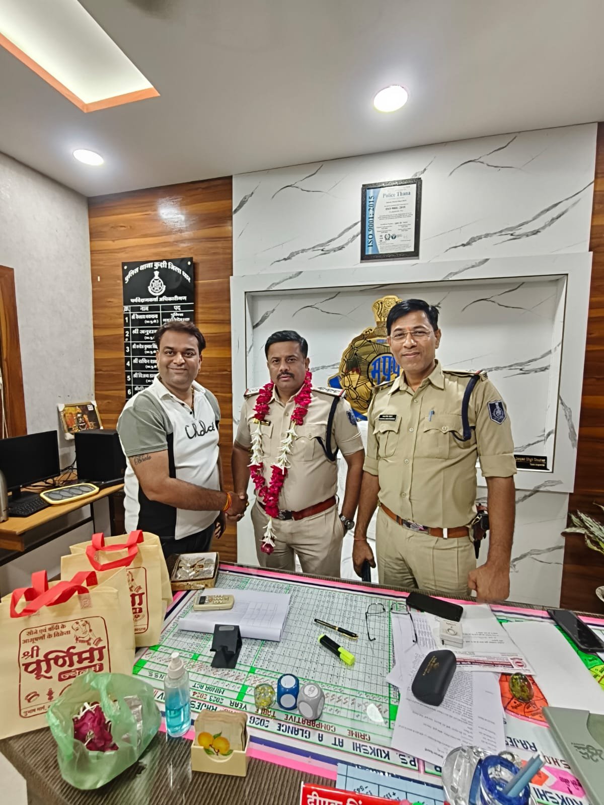 नेशन बुलेटिन धार। कुक्षी पुलिस की बड़ी सफलता: साइबर ठगी के शिकार व्यापारी के ₹2.59 लाख वापस।