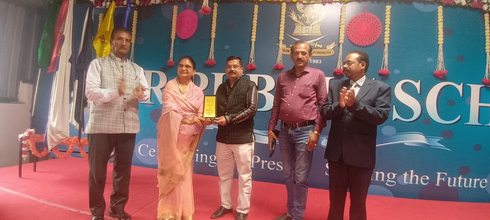 नेशन बुलेटिन धार।धार पब्लिक स्कूल में छात्र नेतृत्व का शपथ ग्रहण समारोह, हेड बॉय-हेड गर्ल सहित हाउस कैप्टनों ने संभाला पदभार।